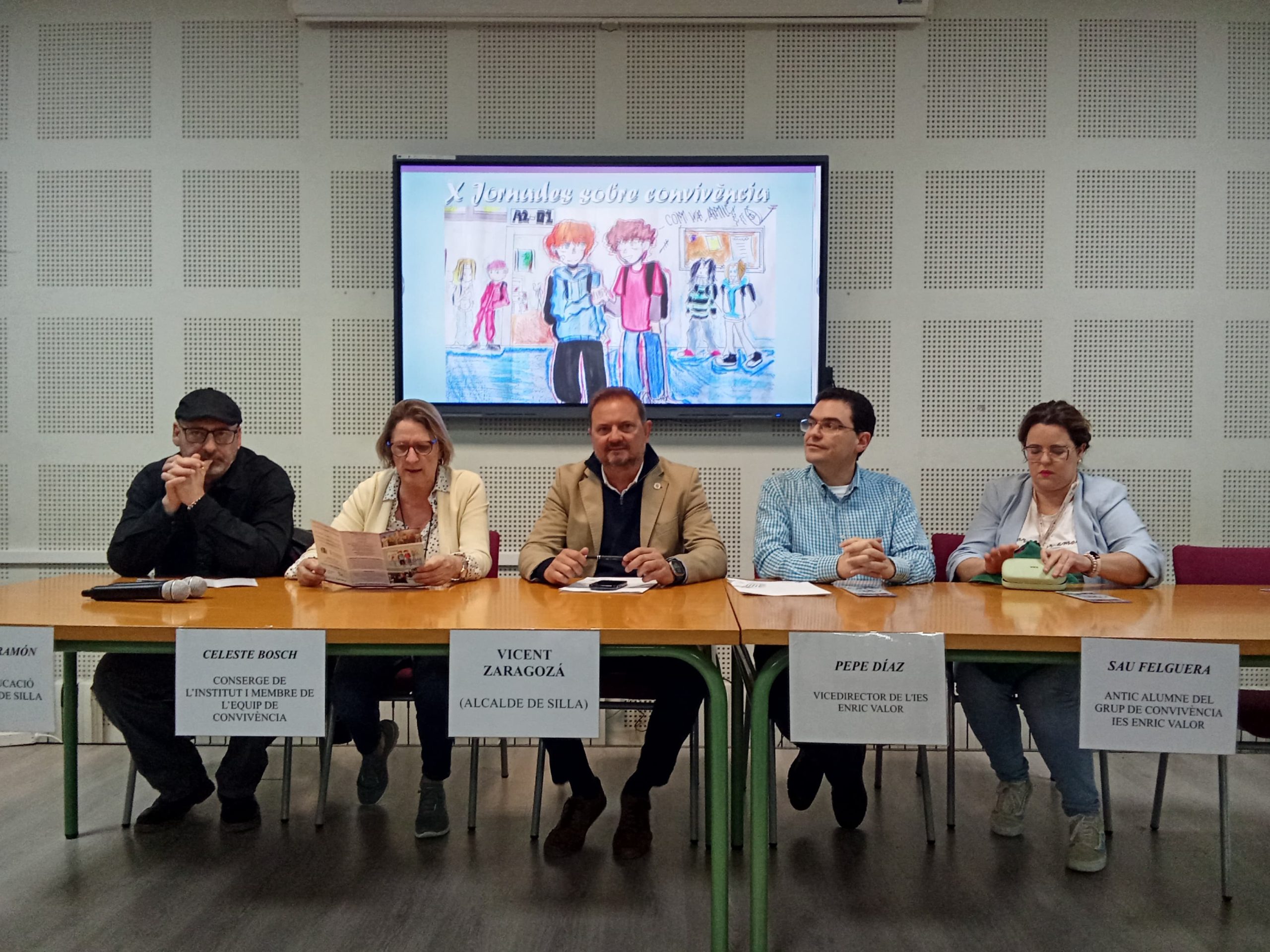 L’IES Enric Valor inaugura les X Jornades sobre Convivència per a fomentar el respecte i la mediació entre iguals